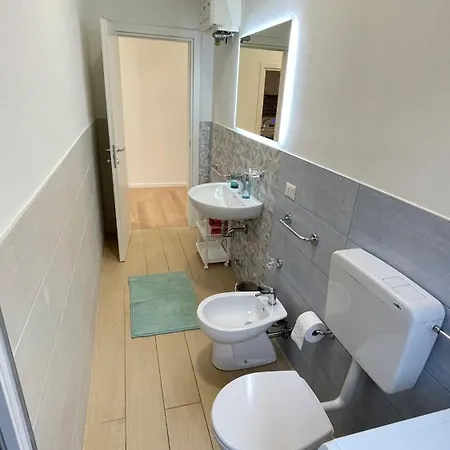 Petlyapartments #golden Daire *