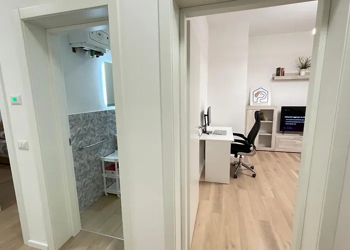 Petlyapartments #golden