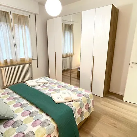 Petlyapartments #golden *