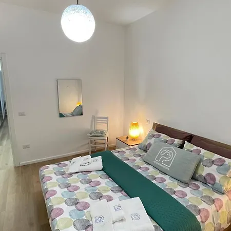 Petlyapartments #golden * בלריה-איגאה מרינה