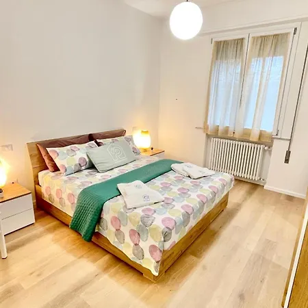 Petlyapartments #golden דירה