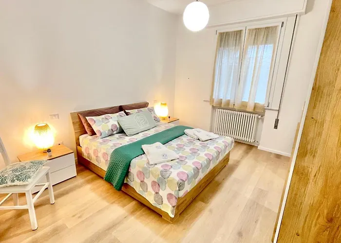 Petlyapartments #golden Appartement